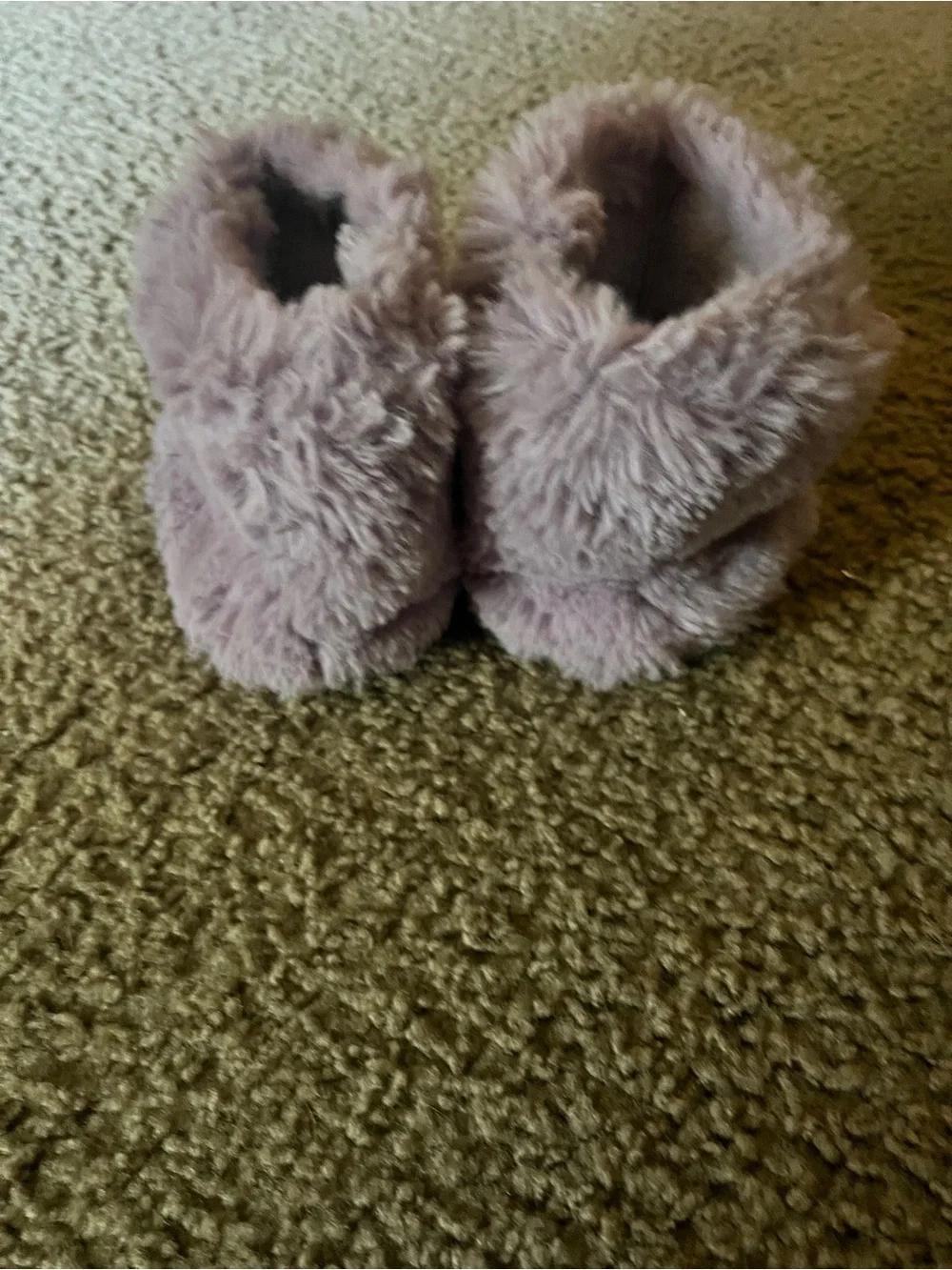 Cozy Plush girls's Slipper Booties in Dusty Lavender